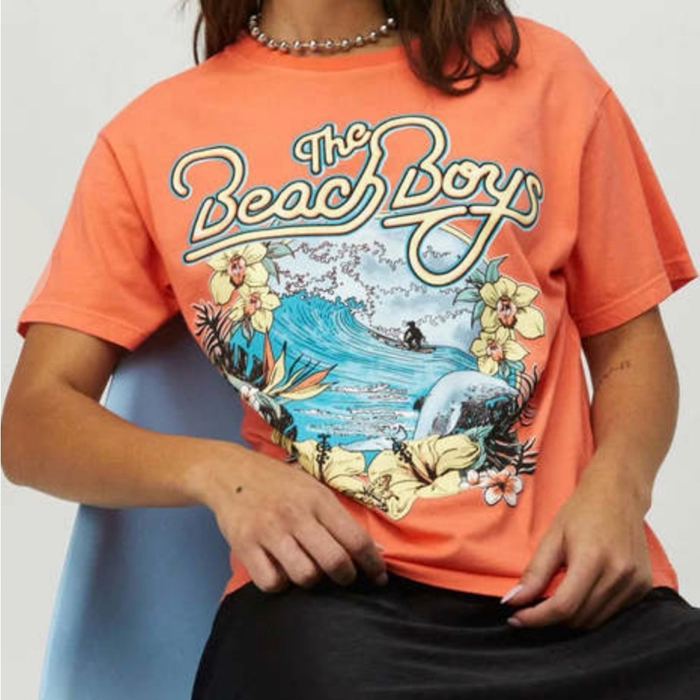 NWOT Daydreamer The Beach Boys Surfs Up Boyfriend Tee sz L